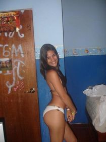 Sexy latina teens in